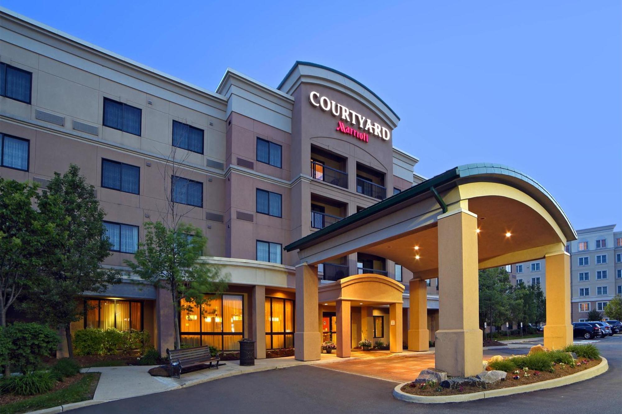 Courtyard By Marriott Mississauga-Airport Corporate Centre West Hotel Bagian luar foto
